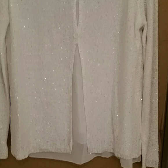 Light weight lined sweater with mini sequin detail - Picture 5 of 6